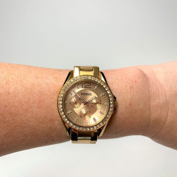 Fossil Riley Multi-function Rose-Tone Watch - Picture 3 of 5